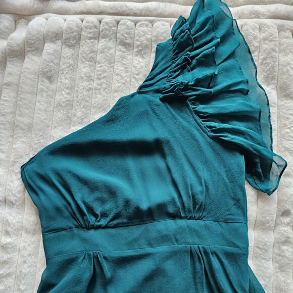 XXI One Shoulder Ruffle Detail - Picture 2 of 7